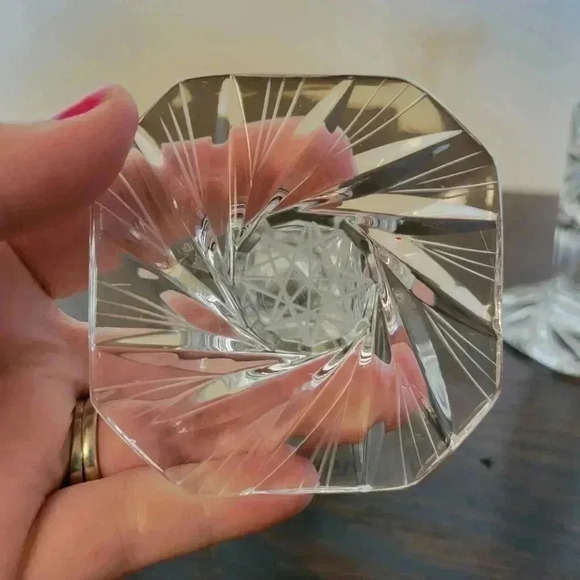 Vintage Cut Candle Holder (Set of 2) - Picture 4 of 8